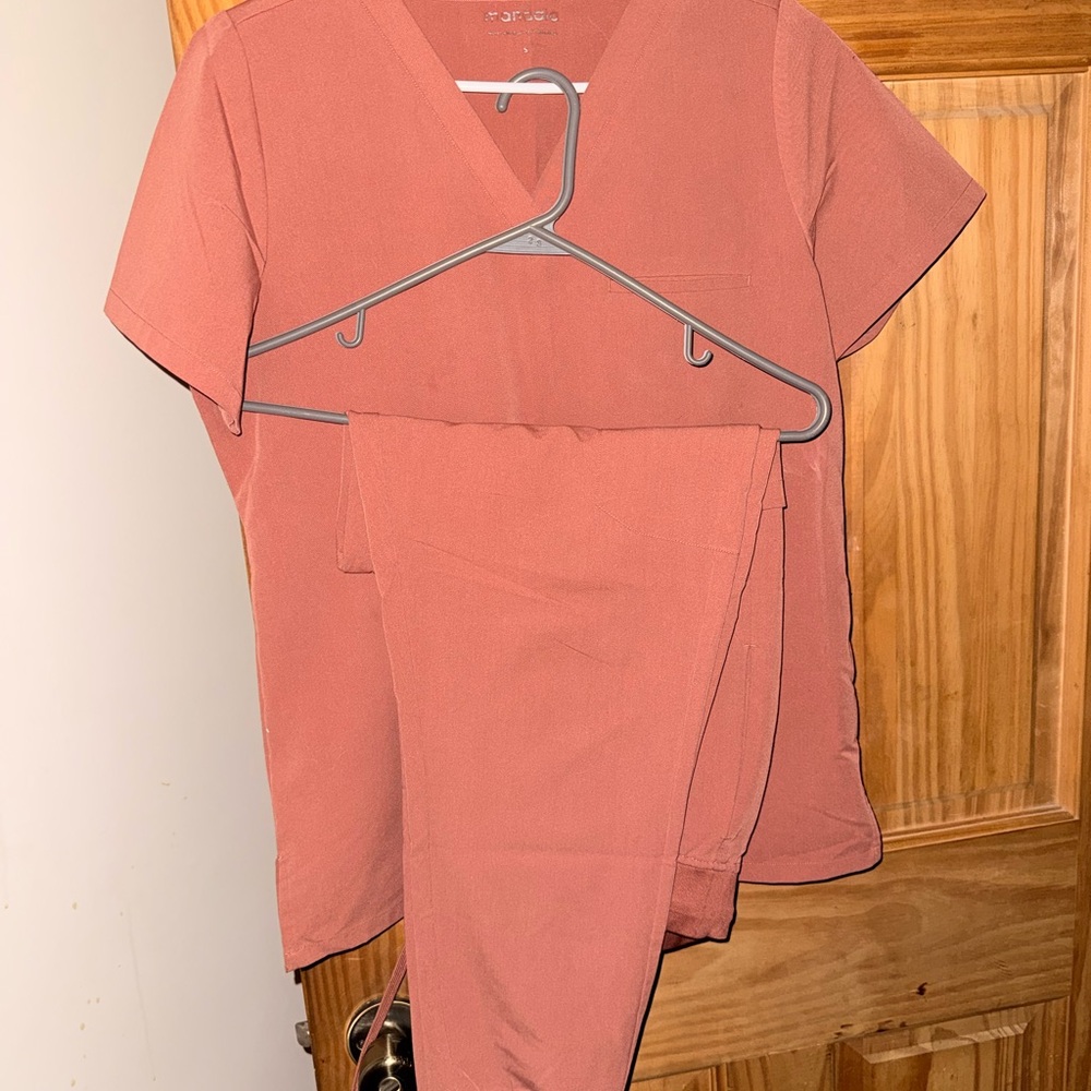 Mandala Women's burnt orange Scrub Top and jogger Pants Set